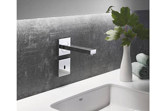 Смеситель для раковины GROHE Eurocube E 36442000 хром