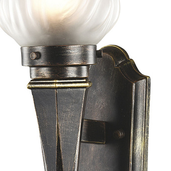 Светильник фасадный Favourite Fackel 1803-1W 60Вт IP44 E27 золочение/чёрный